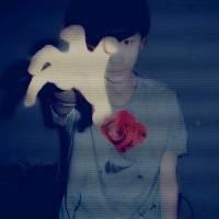 男生独自一人头像图片_WWW.WHOISQQ.COM