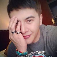 qq乐观头像图片男生_WWW.WHOISQQ.COM