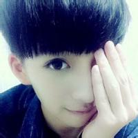 男生戴帽子萌头像图片_WWW.WHOISQQ.COM