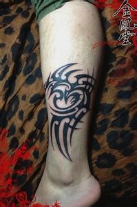 个性网男生纹身腿头像图片_WWW.WHOISQQ.COM