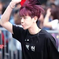 qq头像图片男生exo边伯贤_WWW.WHOISQQ.COM
