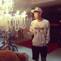 qq头像图片男生范exo_WWW.WHOISQQ.COM