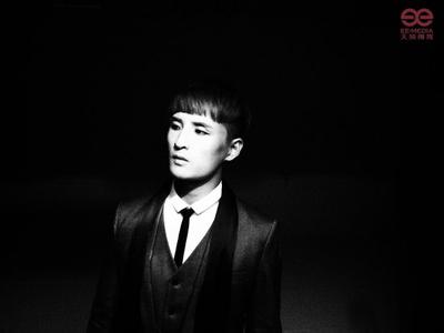 男生qq头像图片张远_WWW.WHOISQQ.COM