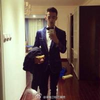 男生头像图片西服_WWW.WHOISQQ.COM