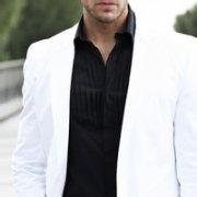 男生头像图片西服_WWW.WHOISQQ.COM