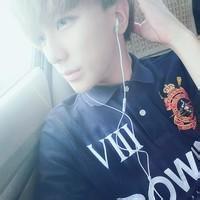 关于男生的qq头像图片放弃_WWW.WHOISQQ.COM