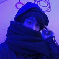 散场情歌蓝色男生头像图片_WWW.WHOISQQ.COM