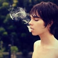 英国男生帅气头像图片_WWW.WHOISQQ.COM