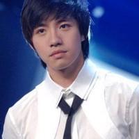 qq头像图片想你男生_WWW.WHOISQQ.COM