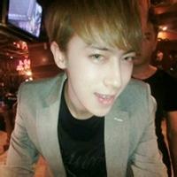 头像图片男生帅气卖萌_WWW.WHOISQQ.COM