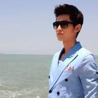男生抱着汉堡的头像图片_WWW.WHOISQQ.COM