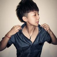 qq头像图片男生虚影_WWW.WHOISQQ.COM
