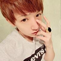 qq头像图片男生眼睛流血_WWW.WHOISQQ.COM