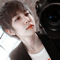 qq头像图片男生眼睛流血_WWW.WHOISQQ.COM