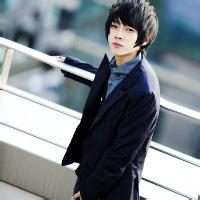 qq文雅头像图片男生_WWW.WHOISQQ.COM