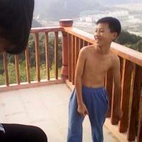 调皮男生头像图片个性网_WWW.WHOISQQ.COM