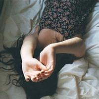 人和动物的男生qq头像图片_WWW.WHOISQQ.COM