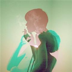 男生 毛衣头像图片_WWW.WHOISQQ.COM