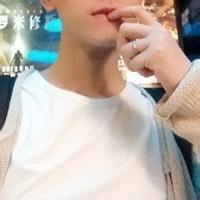 qq半边头像图片男生_WWW.WHOISQQ.COM