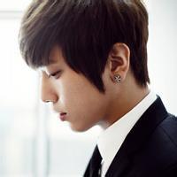 电脑男生头像图片_WWW.WHOISQQ.COM
