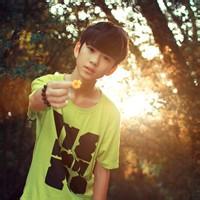 90后男生喜欢的头像图片_WWW.WHOISQQ.COM