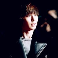 14-16岁男生头像图片_WWW.WHOISQQ.COM