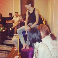 男生聚会头像图片_WWW.WHOISQQ.COM