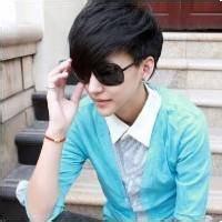 阳光开朗的头像图片男生_WWW.WHOISQQ.COM