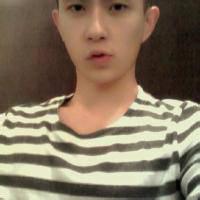 男生手机照相头像图片_WWW.WHOISQQ.COM