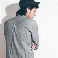严肃男生头像图片_WWW.WHOISQQ.COM