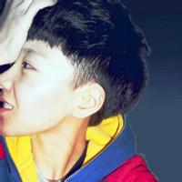 严肃男生头像图片_WWW.WHOISQQ.COM