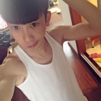 男生qq头像图片萌帅气_WWW.WHOISQQ.COM