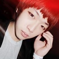 qq红发头像图片男生_WWW.WHOISQQ.COM