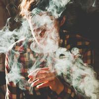 男生头像图片模糊重影_WWW.WHOISQQ.COM