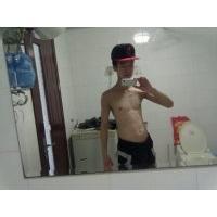 男生腹肌qq头像图片_WWW.WHOISQQ.COM