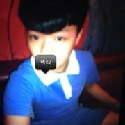 男生头像图片哭笑不得_WWW.WHOISQQ.COM