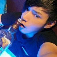qq头像图片 男生 蓝色_WWW.WHOISQQ.COM