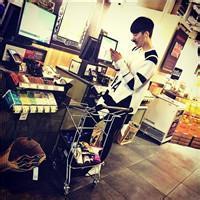 qq头像图片皇冠图片男生_WWW.WHOISQQ.COM