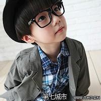 小孩哭头像图片男生_WWW.WHOISQQ.COM