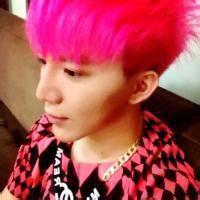 男生发型个性头像图片_WWW.WHOISQQ.COM
