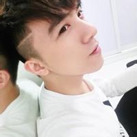 男生暗恋女生头像图片_WWW.WHOISQQ.COM