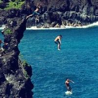qq欧美男生海边头像图片_WWW.WHOISQQ.COM