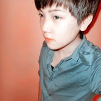 无她无爱男生头像图片_WWW.WHOISQQ.COM
