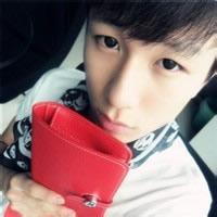 假洒脱男生qq头像图片_WWW.WHOISQQ.COM