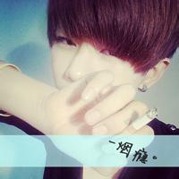 抽着烟的帅气男生头像图片_WWW.WHOISQQ.COM