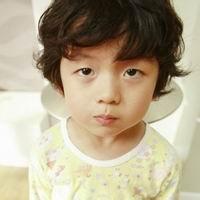 qq头像图片小正太男生_WWW.WHOISQQ.COM