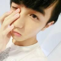 qq头像图片男生高贵_WWW.WHOISQQ.COM