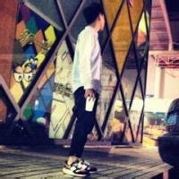 装萌男生头像图片_WWW.WHOISQQ.COM