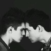 男生高冷忧伤qq头像图片_WWW.WHOISQQ.COM