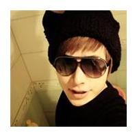 带墨镜黑社会男生头像图片_WWW.WHOISQQ.COM